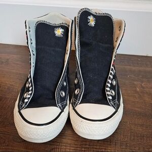 Convers High-Top Sneakers with Daisy Accent